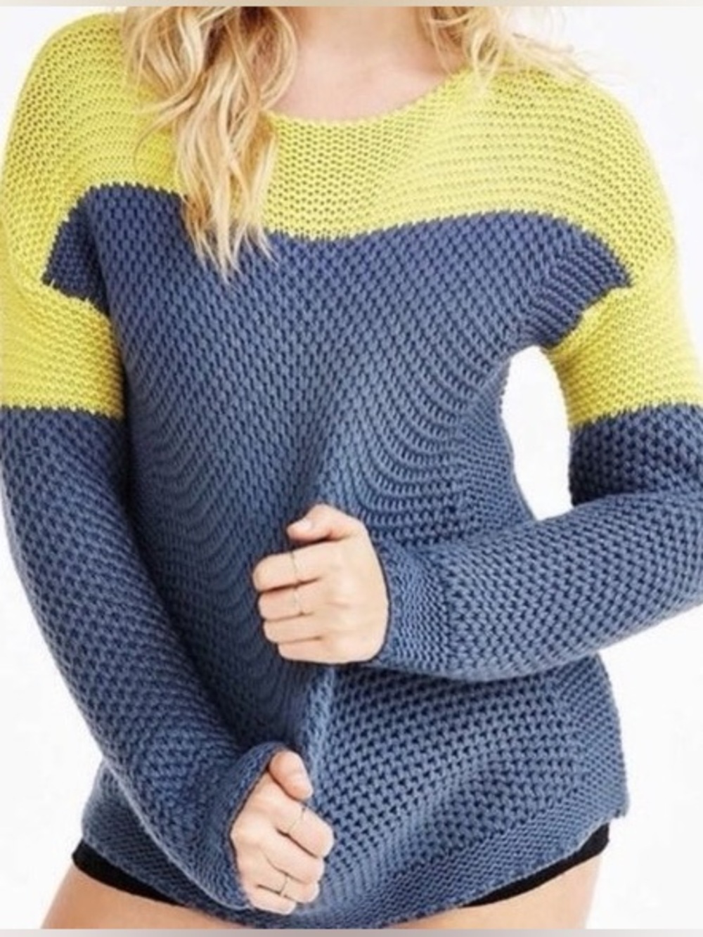 UNIF x Urban Outfitters Chunky Knit Wool Blend Sweater